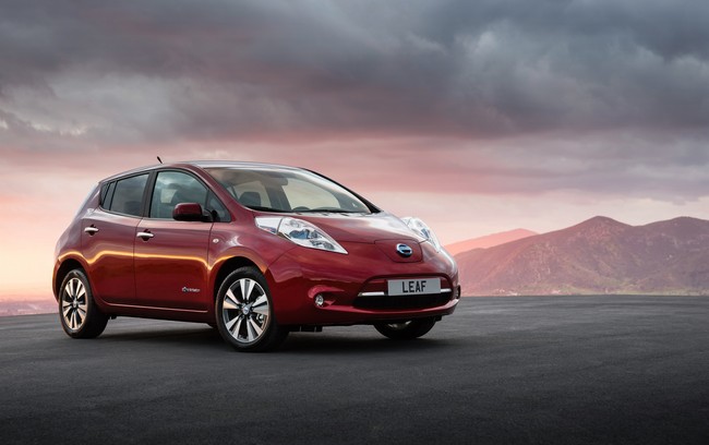 nissan_leaf_2014