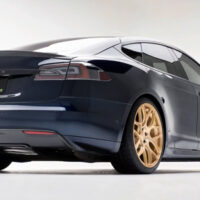 Самая дорогая и впечатляющая Tesla в мире